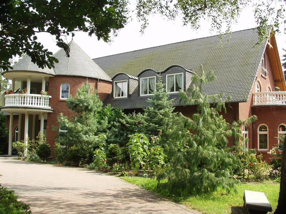 Crivitz Hotel Und Restaurant Waldschloesschen מראה חיצוני תמונה