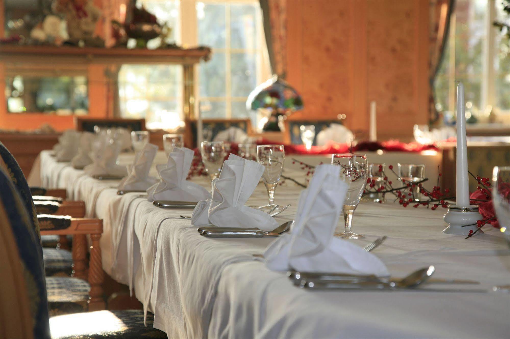 Crivitz Hotel Und Restaurant Waldschloesschen מראה חיצוני תמונה