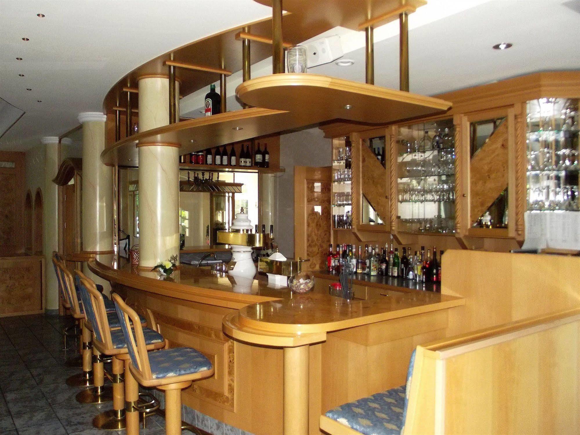 Crivitz Hotel Und Restaurant Waldschloesschen מראה חיצוני תמונה